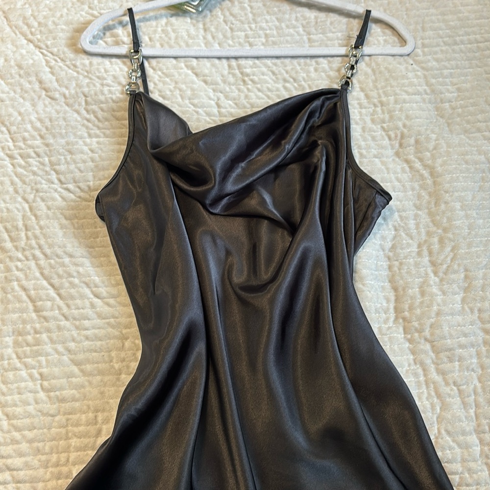 silk black going out tank!